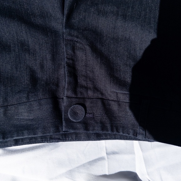 dark wash denim bermuda shorts size 4 loft - Picture 2 of 7